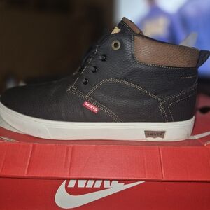 Levi's Men's Black Chukka Boots